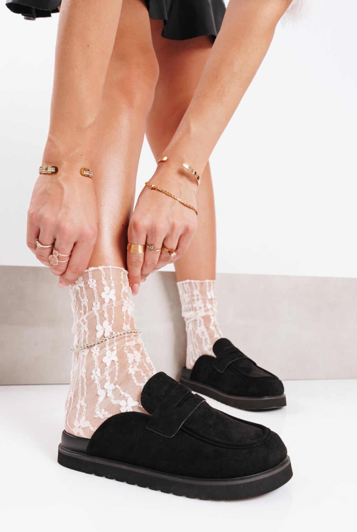 Μαύρα Suede Loafers σε Sport Πλατφόρμα - Όρθια στάση 