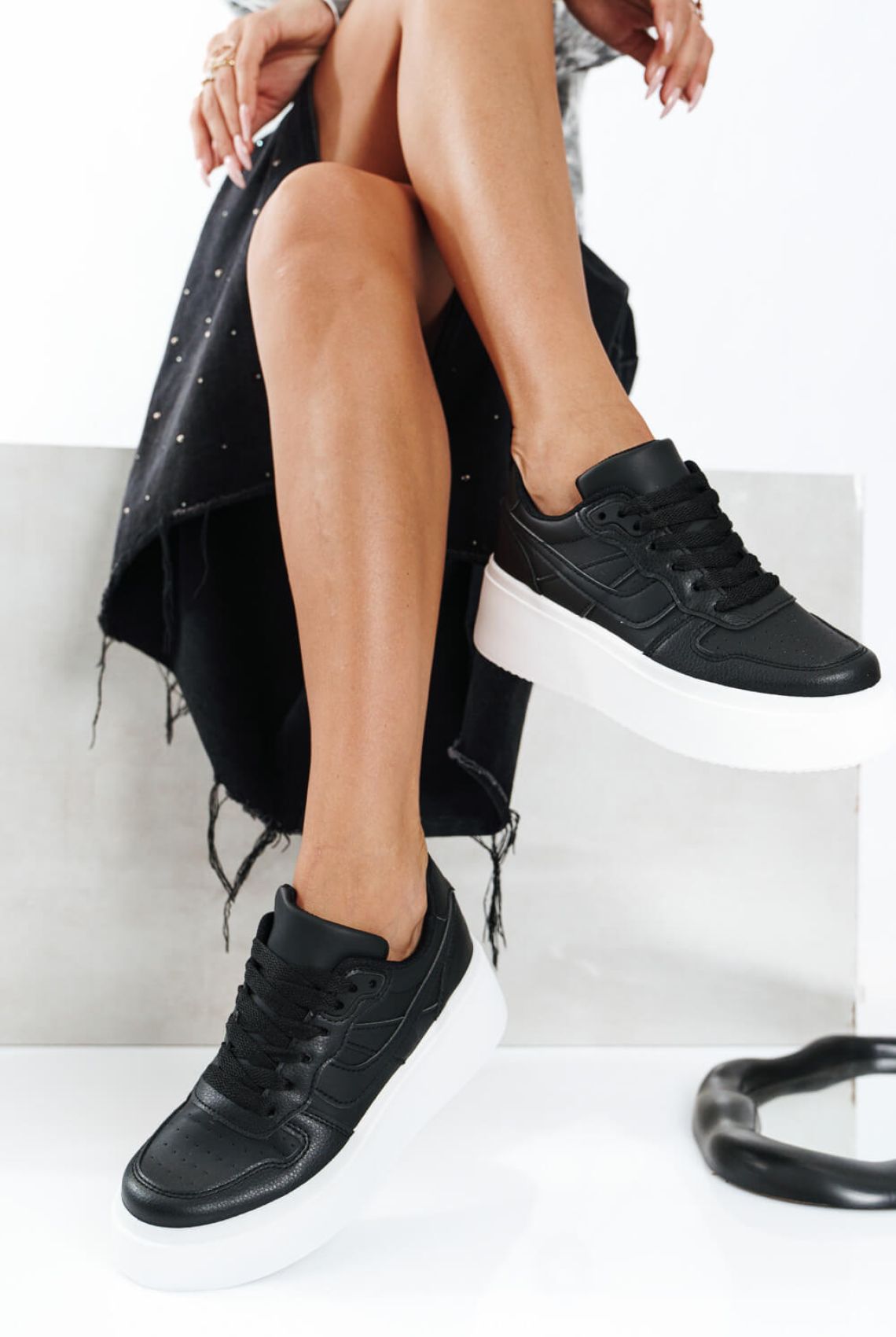 Μαύρα Sneakers με Παχιά Σόλα