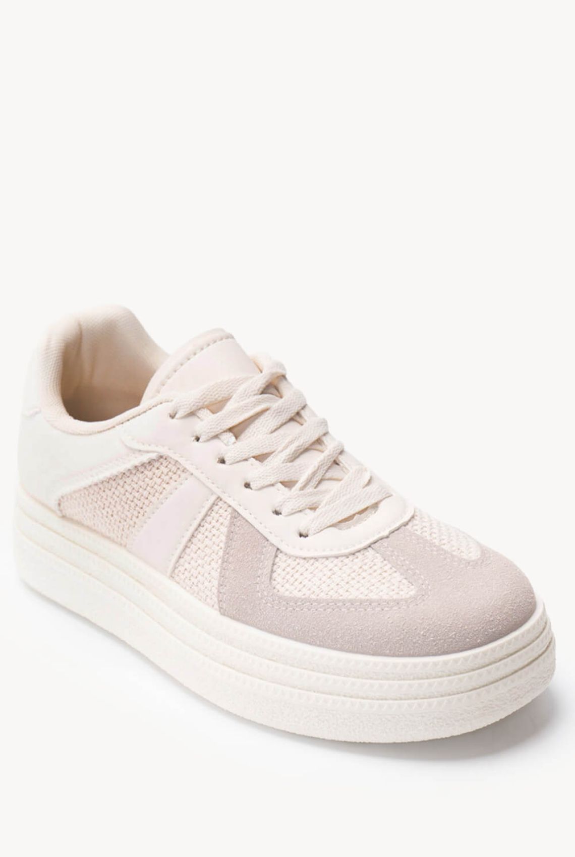Μπεζ Sneakers με Υφασμάτινη Υφή και Δίπατη Σόλα - λεπτομέρεια σχεδίου, δέσιμο με κορδόνια