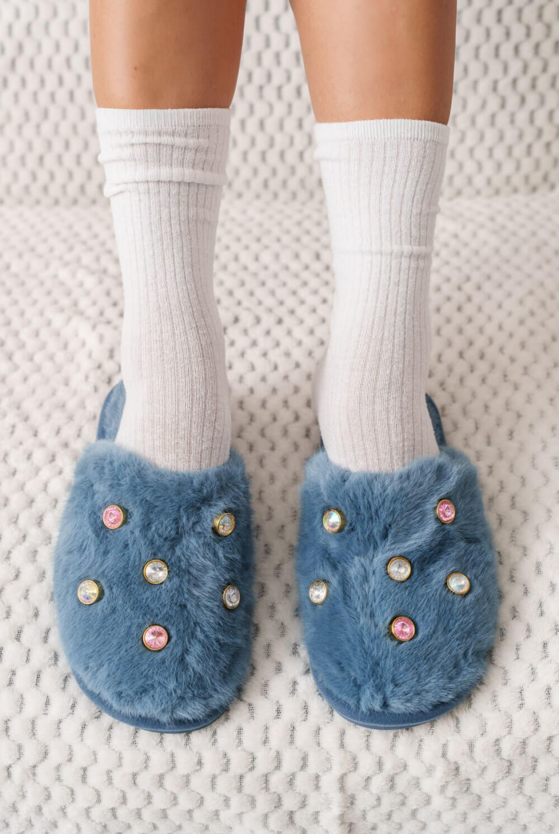 Dark/Blue Fluffy House Slippers with Multicolored Crystals