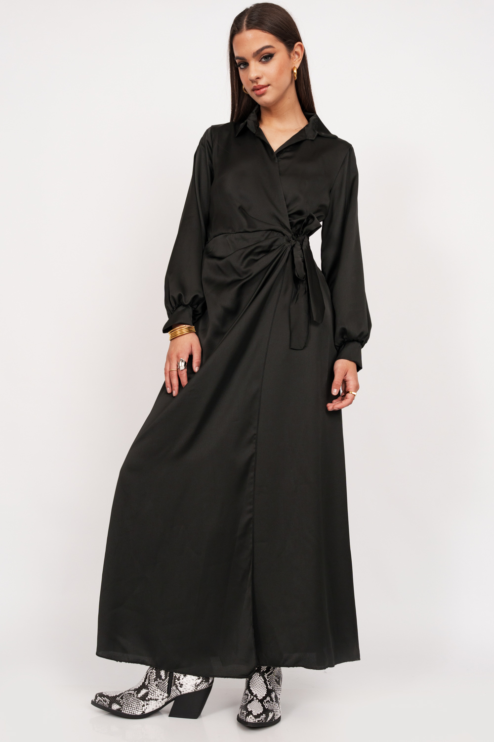 Μαύρο Σατέν Maxi Κρουαζέ Φόρεμα με Μακριά Μανίκια